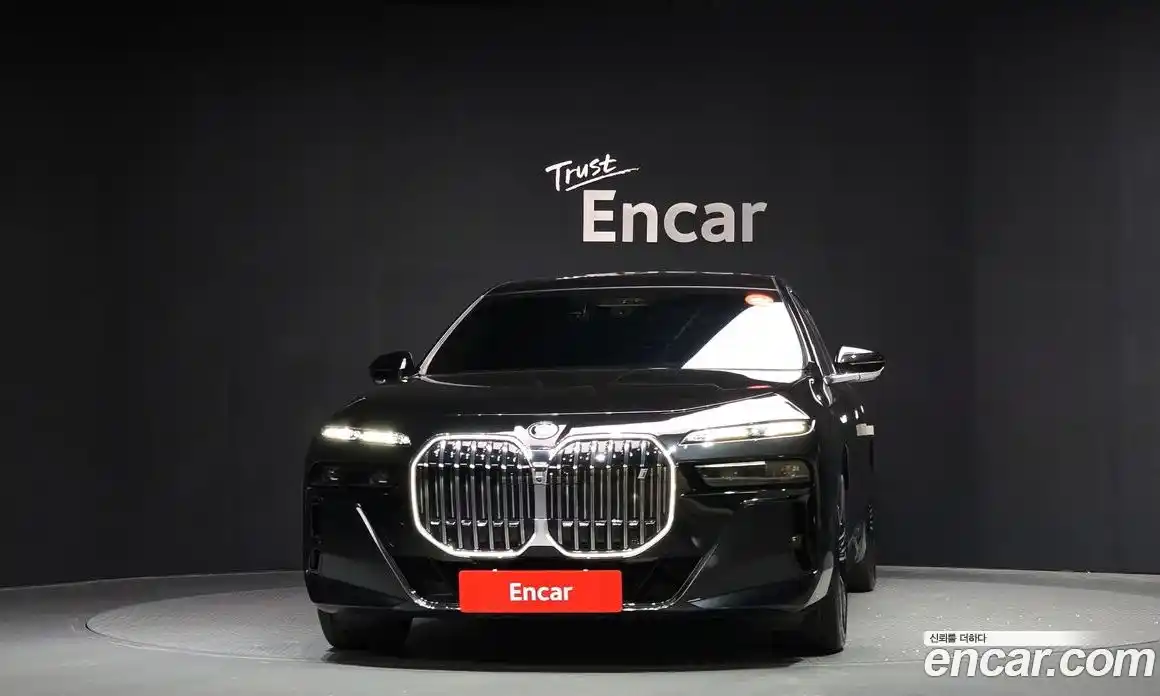 BMW i7 2023 0.3 Автомат в Москве № 364250, фото 3