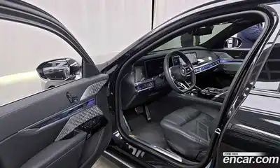 BMW i7 2023 0.3 Автомат в Москве № 364250, миниатюра 10