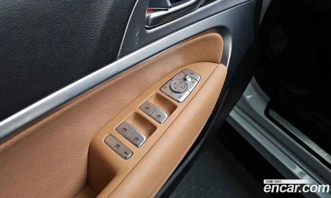 Genesis G70 2021 2.0 Автомат в Москве № 364395, фото 13