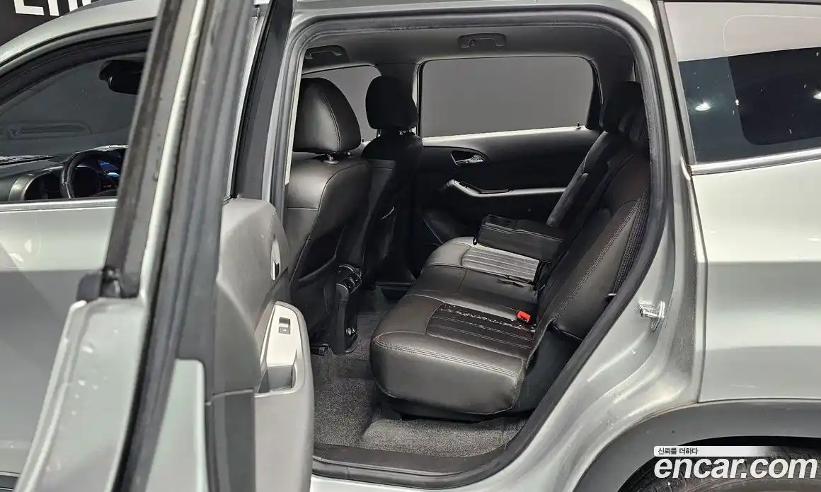 Chevrolet Orlando 2012 2.0 Автомат в Москве № 37348, фото 17