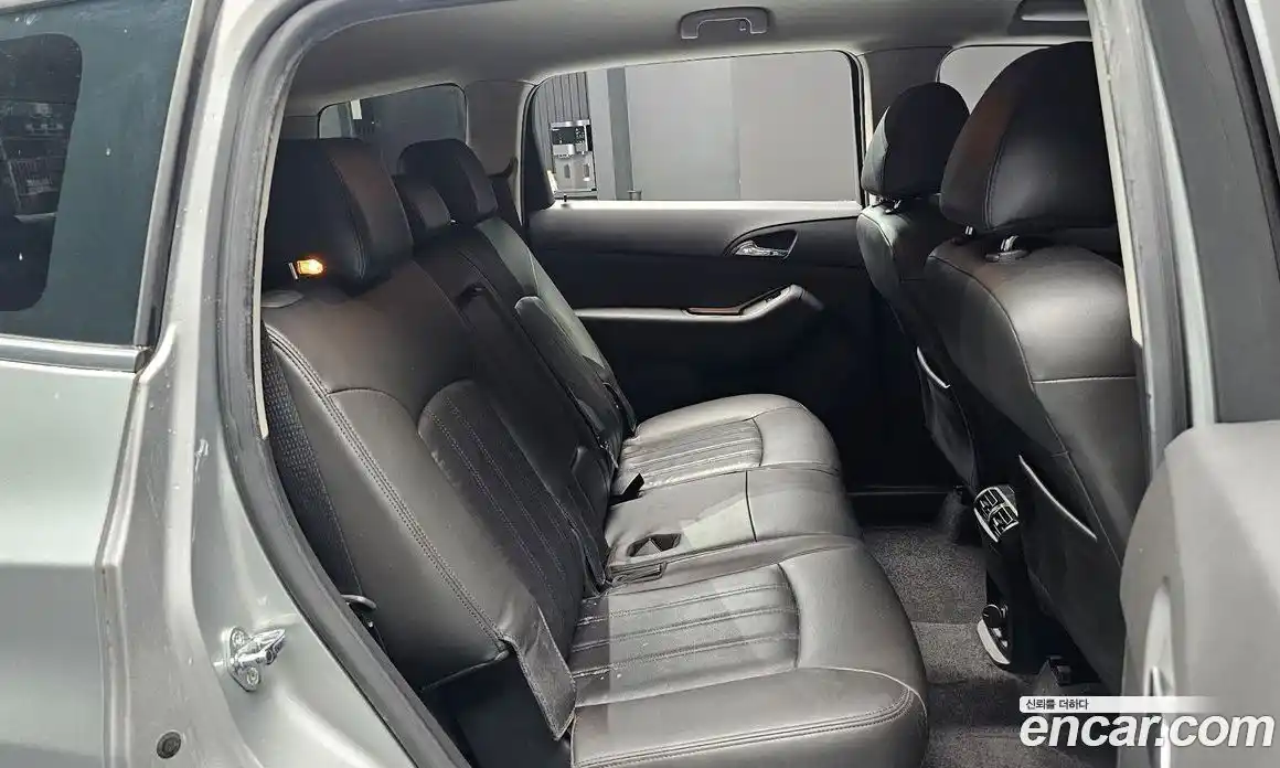 Chevrolet Orlando 2012 2.0 Автомат в Москве № 37348, фото 2