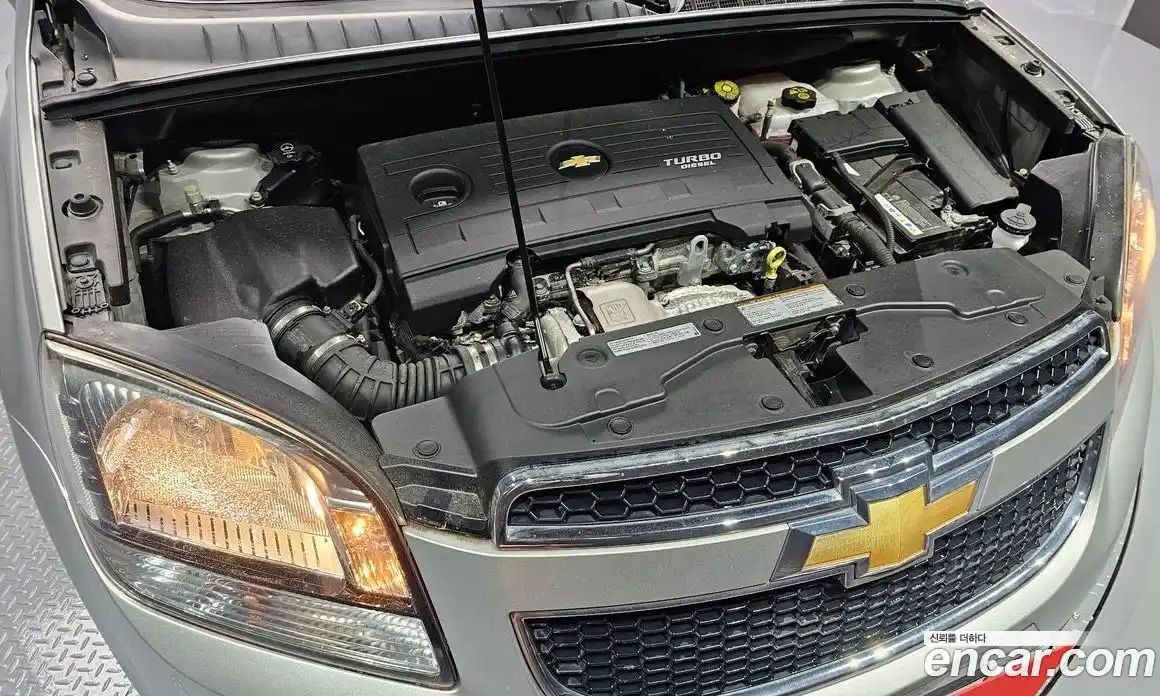 Chevrolet Orlando 2012 2.0 Автомат в Москве № 37348, фото 3