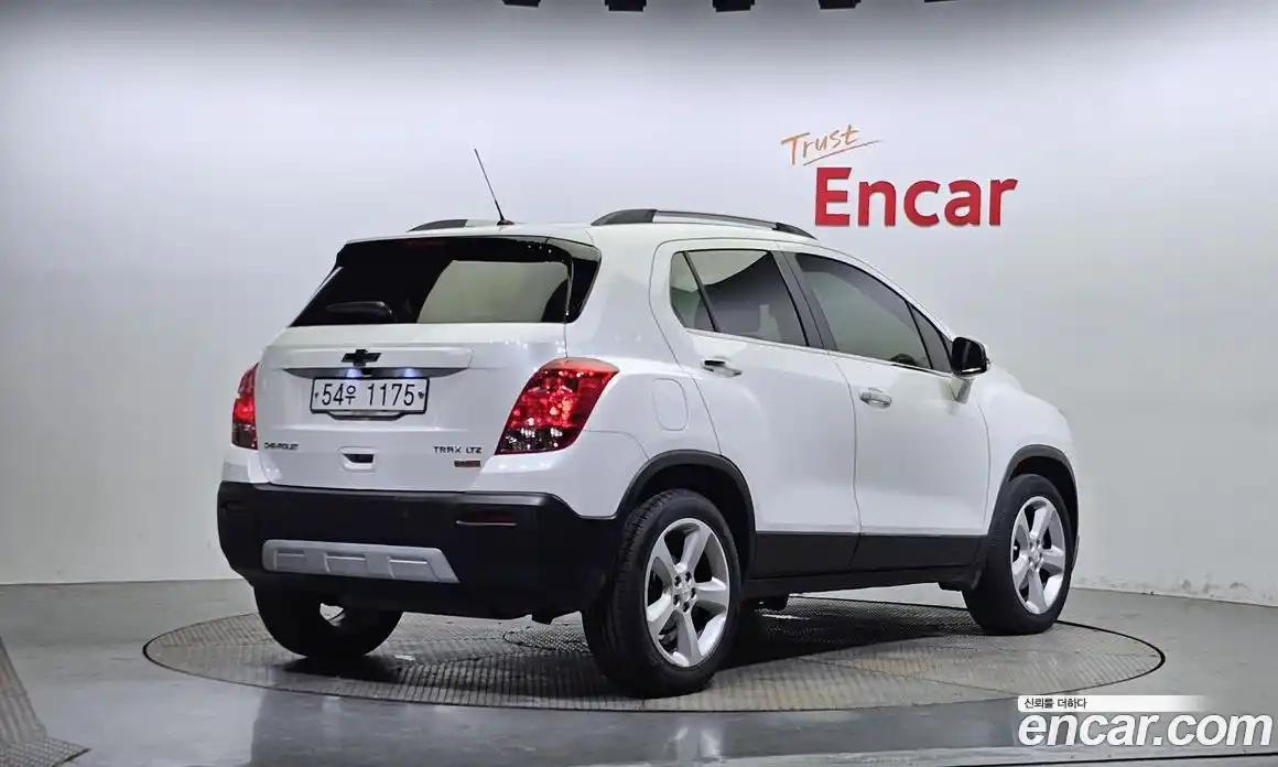 Chevrolet Trax 2015 1.4 Автомат в Москве № 37752, фото 9