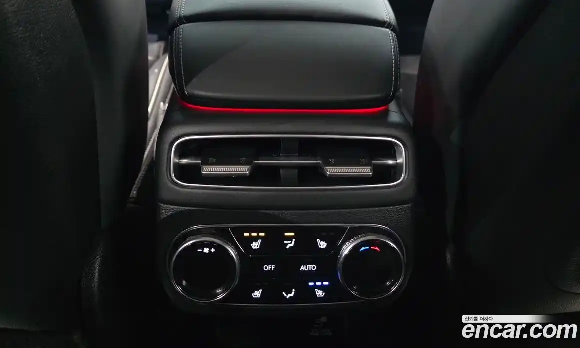 Genesis GV70 2021 2.5 Автомат в Москве № 386085, фото 18