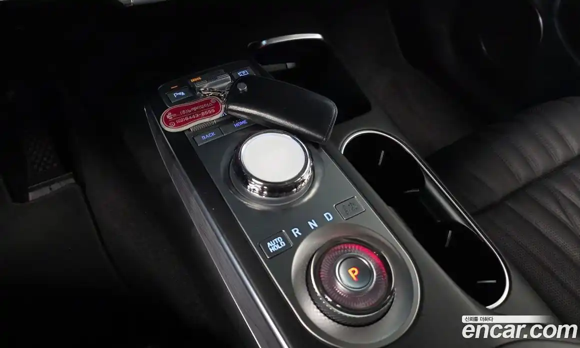 Genesis GV70 2021 2.5 Автомат в Москве № 386085, фото 8