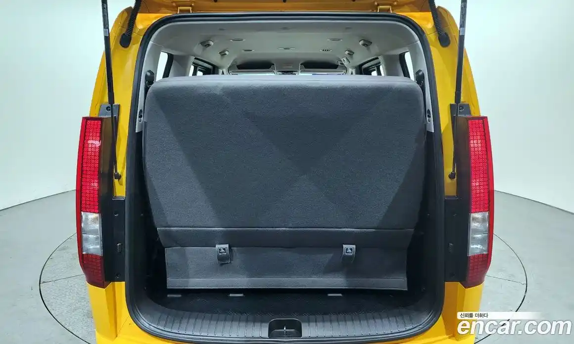 Hyundai Staria 2025 3.5 Автомат в Москве № 397455, фото 20