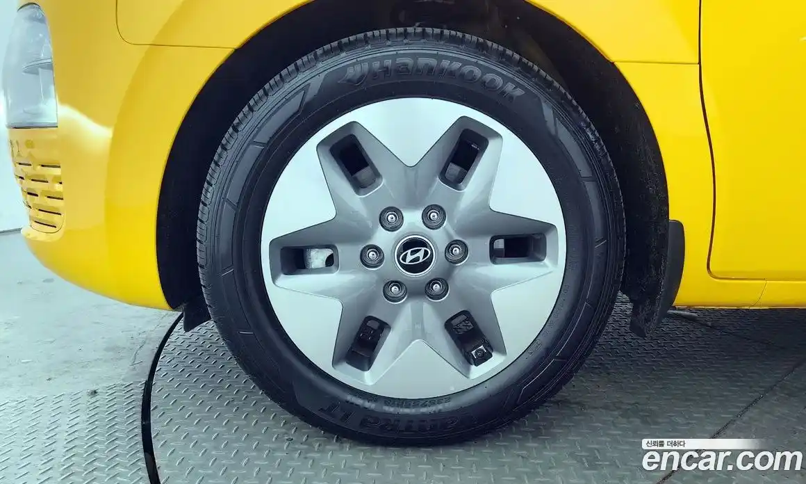 Hyundai Staria 2025 3.5 Автомат в Москве № 397455, фото 5