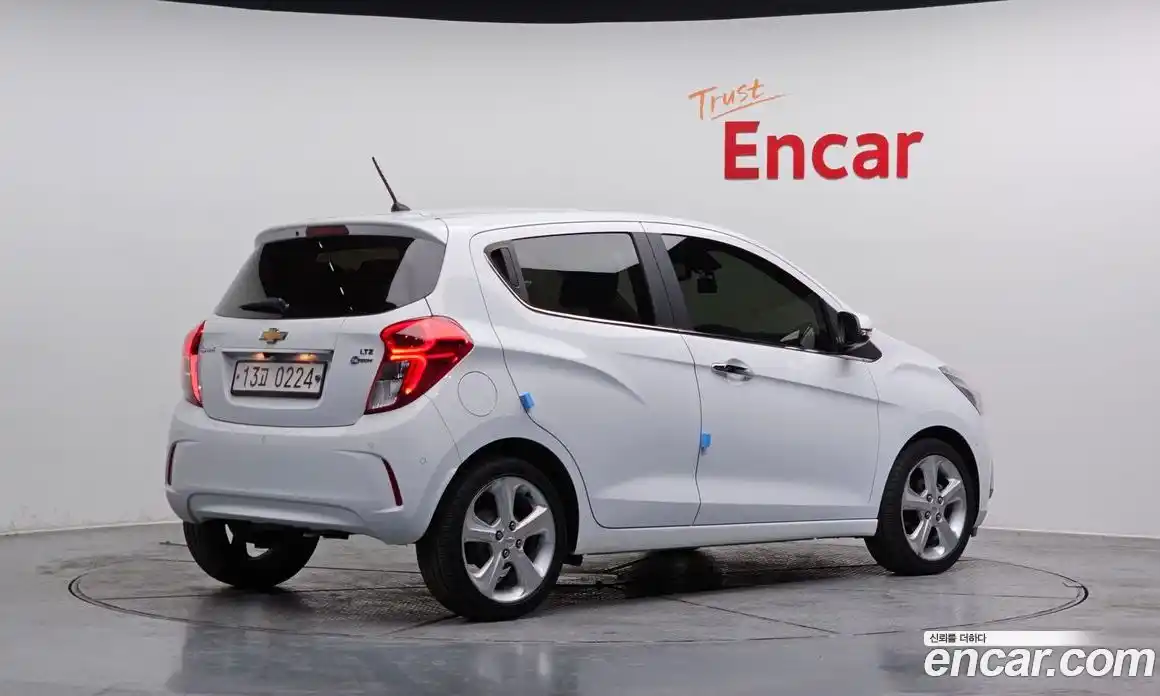 Chevrolet Spark 2016 1.0 Автомат в Москве № 39786, фото 12