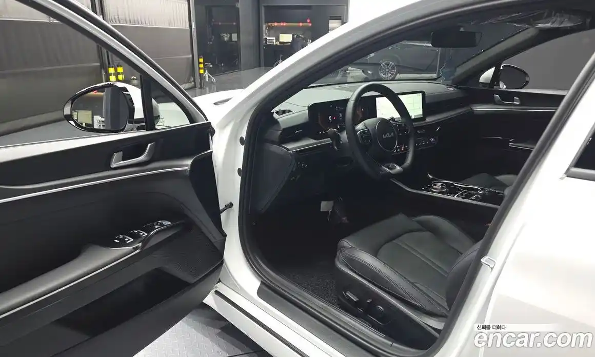 Kia K5 2026 1.6 Автомат в Москве № 400810, фото 10