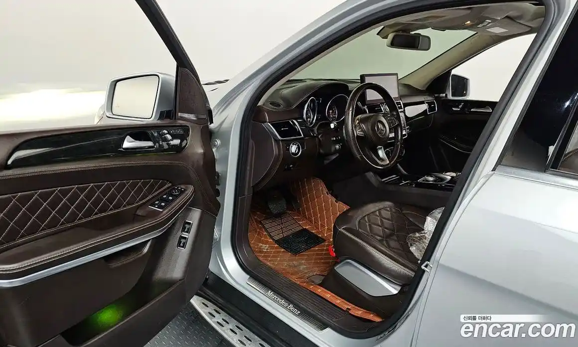 Mercedes-Benz GLS-Class 2017 4.7 Автомат в Москве № 413665, фото 10