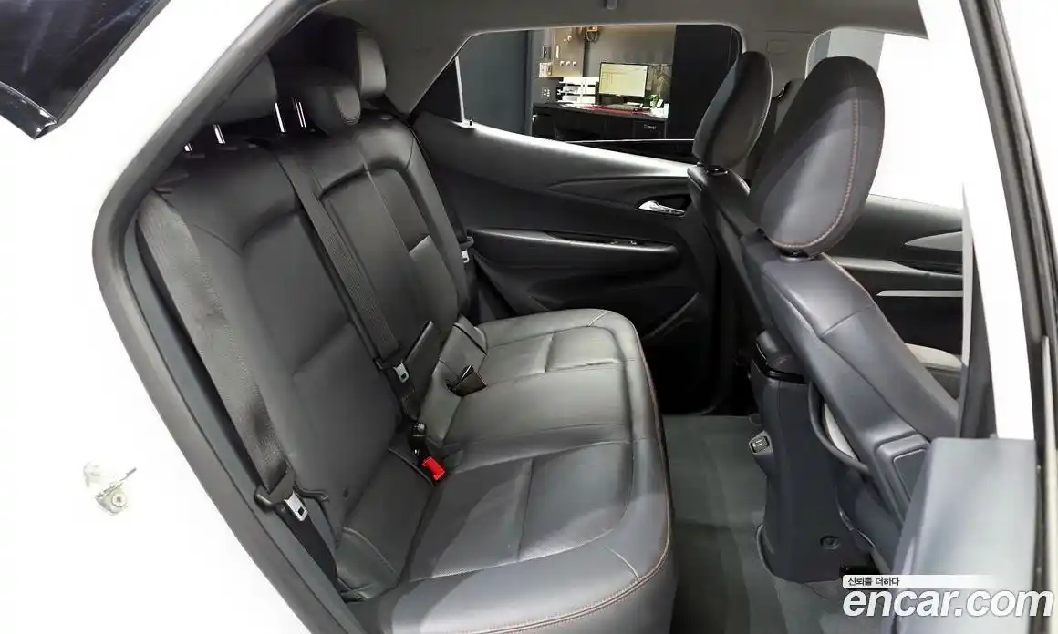 Chevrolet Bolt EV 2021 0.2 Автомат в Москве № 42342, фото 3