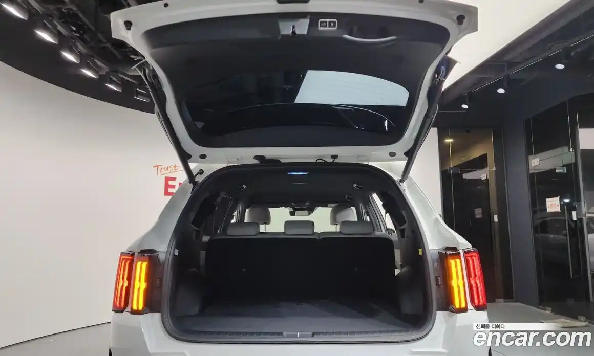 Kia Sorento 2023 1.6 Автомат в Москве № 51274, фото 20