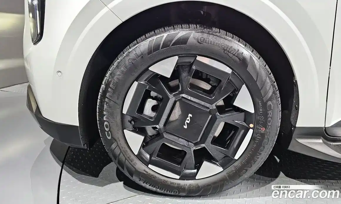 Kia Canival 2025 1.6 Автомат в Москве № 51925, фото 16