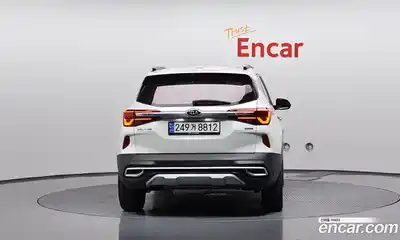 Kia Seltos 2022 1.6 Автомат в Москве № 54680, миниатюра 6