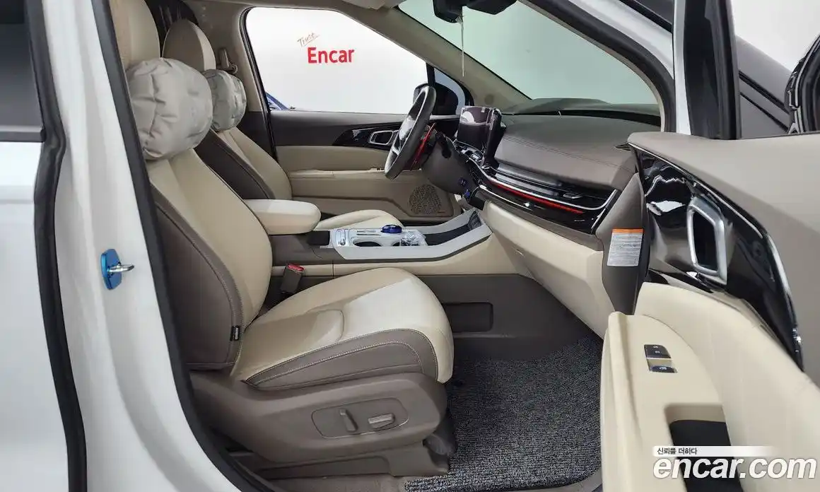 Kia Canival 2025 1.6 Автомат в Москве № 73294, фото 11