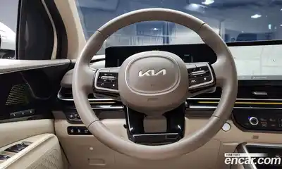 Kia Canival 2024 1.6 Автомат в Москве № 74963, миниатюра 4