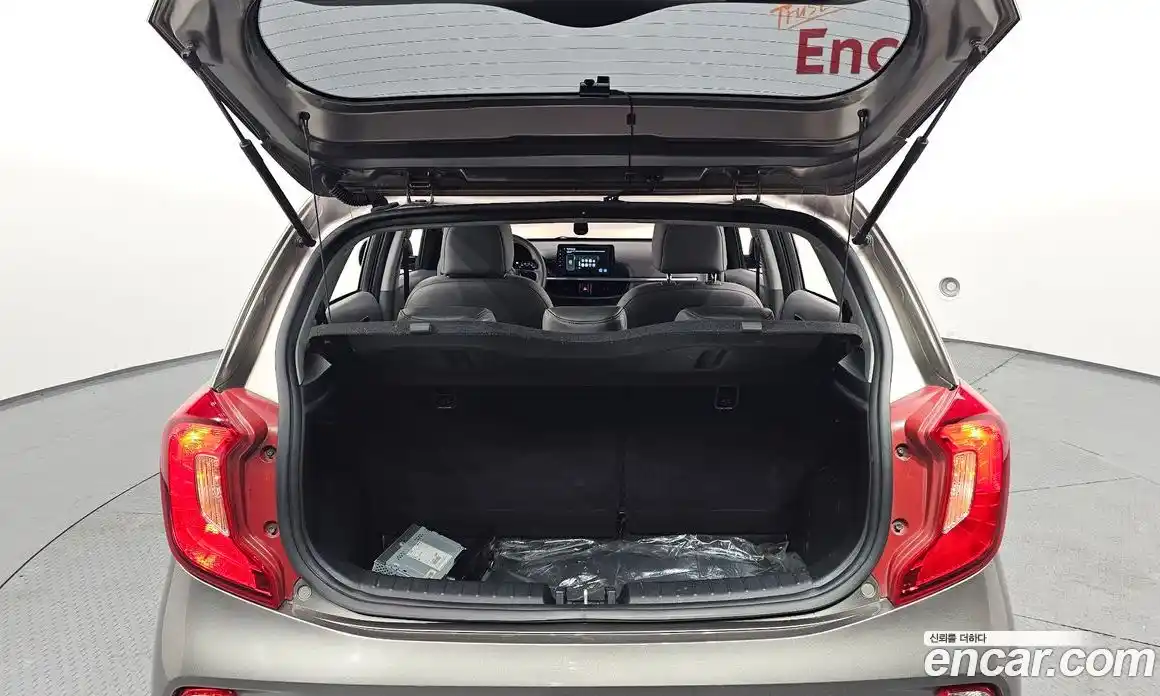 Kia Morning 2020 1.0 Автомат в Москве № 74998, фото 17