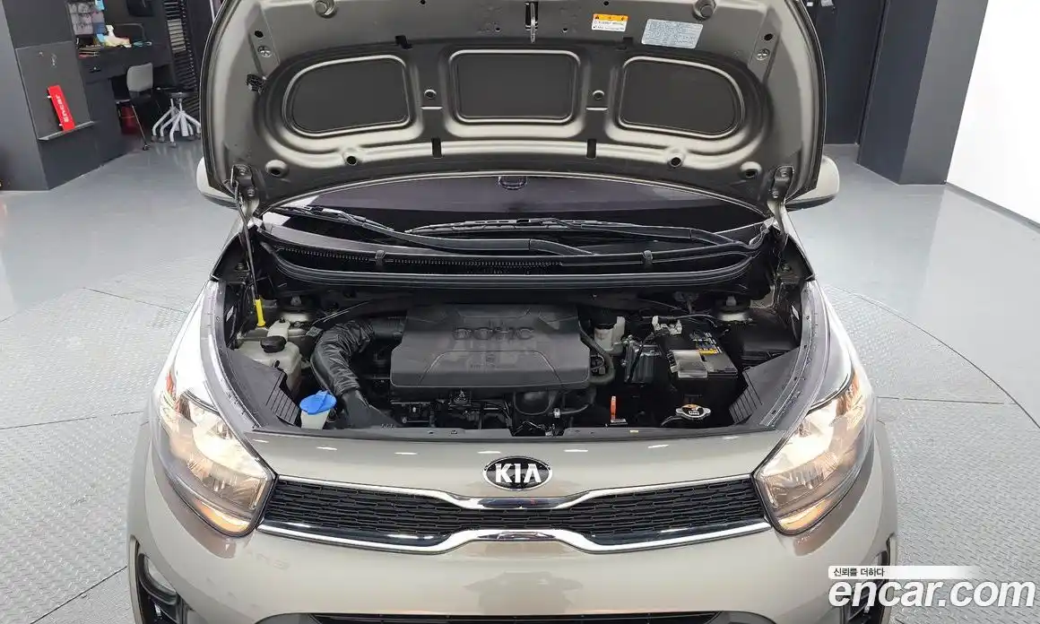 Kia Morning 2020 1.0 Автомат в Москве № 74998, фото 19