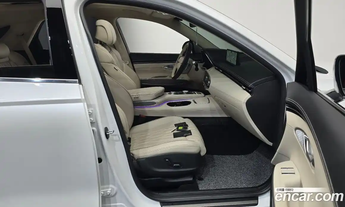 Genesis GV70 2024 2.5 Автомат в Москве № 75311, фото 11