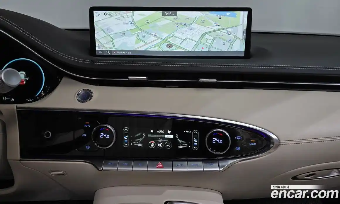 Genesis GV70 2024 2.5 Автомат в Москве № 75311, фото 14