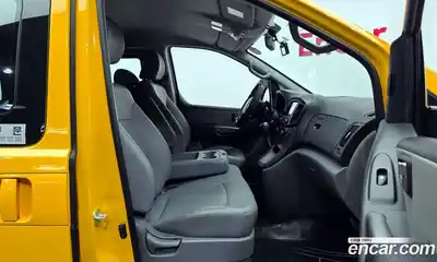 Hyundai Starex, 2021