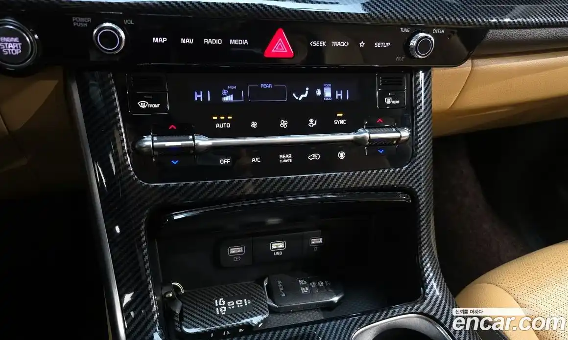 Kia Canival 2023 3.5 Автомат в Москве № 7906, фото 14