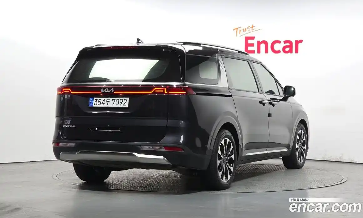 Kia Canival 2023 3.5 Автомат в Москве № 7906, фото 5