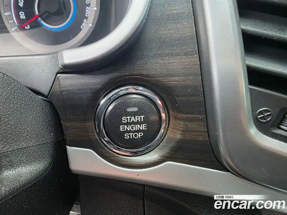 SsangYong Korando 2016 2.2 Автомат в Москве № 79537, фото 11