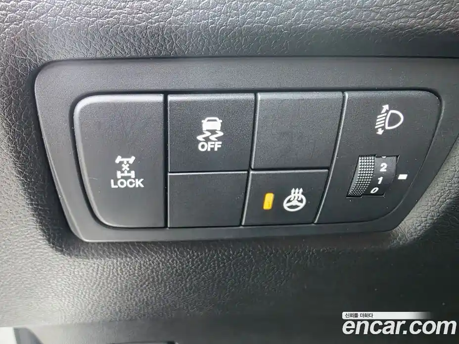 SsangYong Korando 2016 2.2 Автомат в Москве № 79537, фото 16