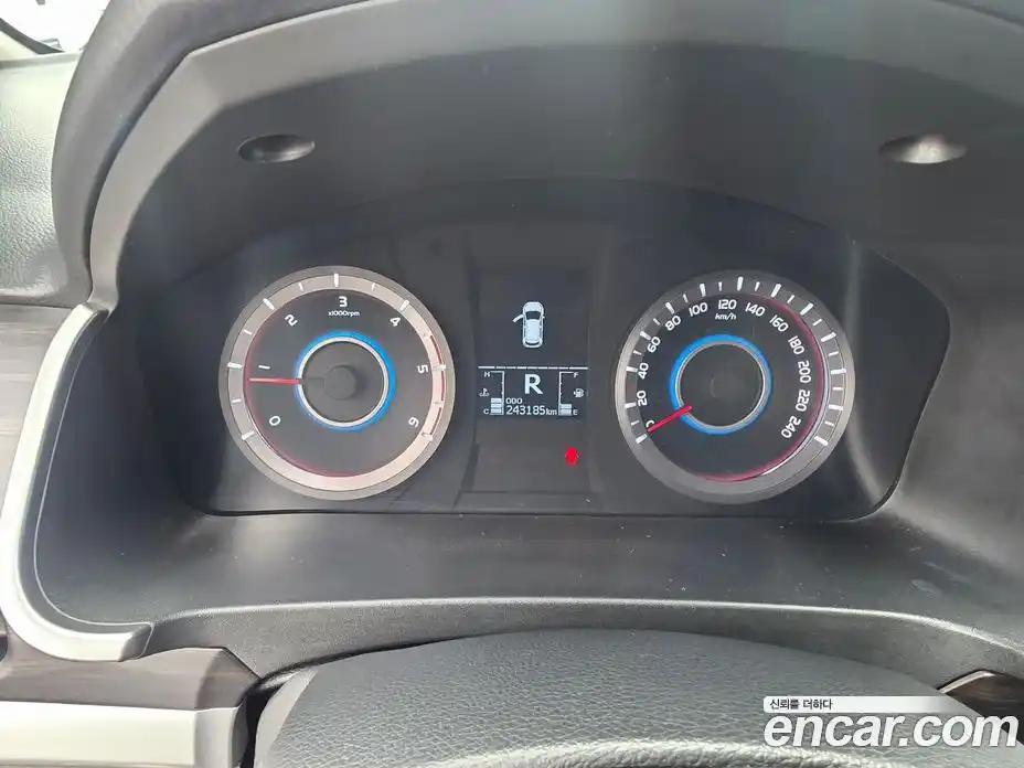 SsangYong Korando 2016 2.2 Автомат в Москве № 79537, фото 8