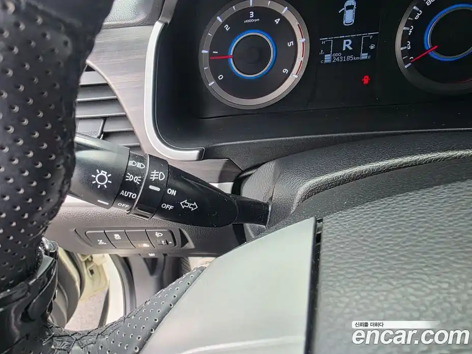 SsangYong Korando 2016 2.2 Автомат в Москве № 79537, фото 9