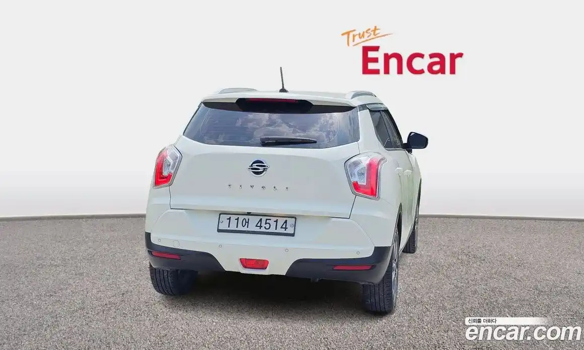 SsangYong TIBOLI 2015 1.6 Автомат в Москве № 832, фото 1