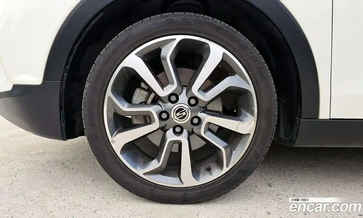 SsangYong TIBOLI 2015 1.6 Автомат в Москве № 832, фото 11