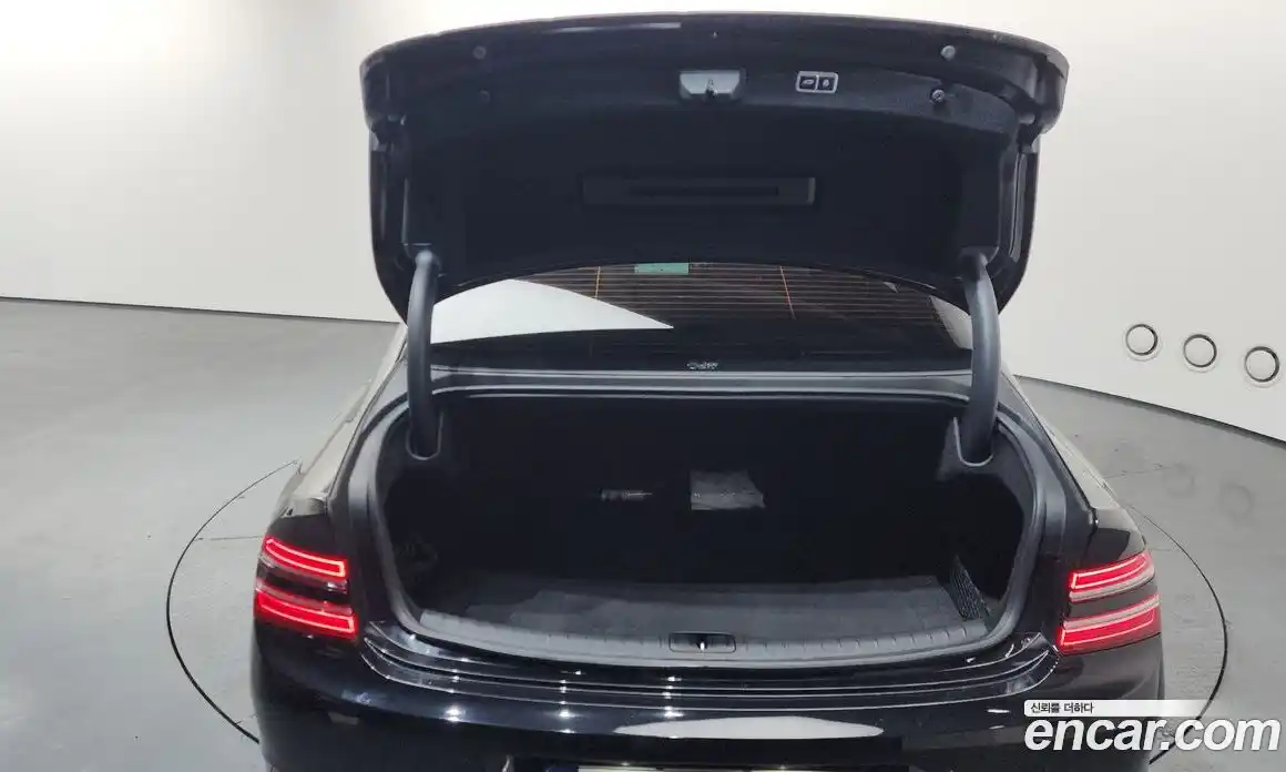 Genesis G80 2023 2.5 Автомат в Москве № 83855, фото 10