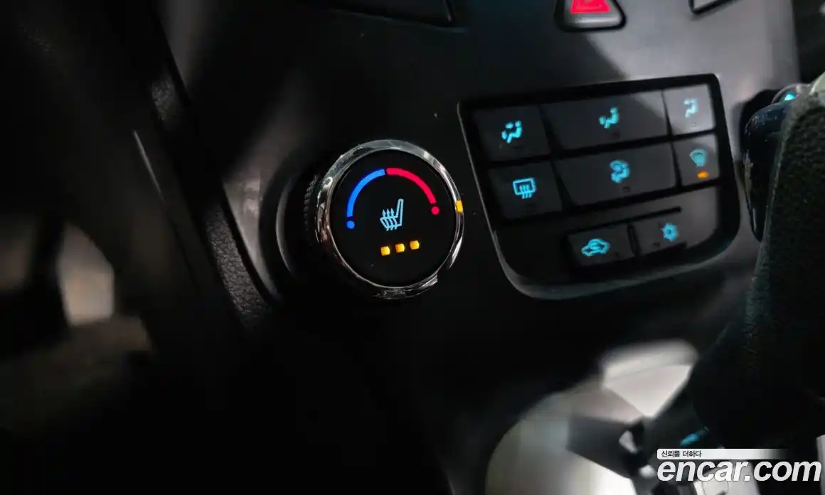 Chevrolet Orlando 2012 2.0 Автомат в Москве № 103673, фото 14