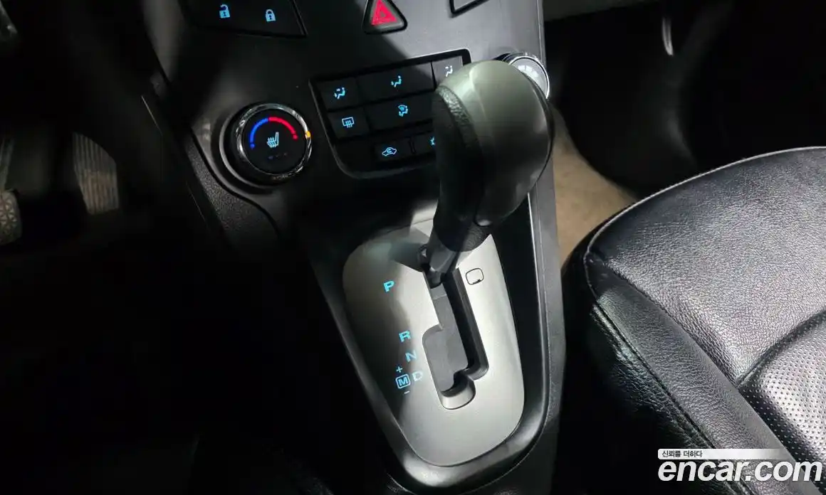 Chevrolet Orlando 2012 2.0 Автомат в Москве № 103673, фото 10