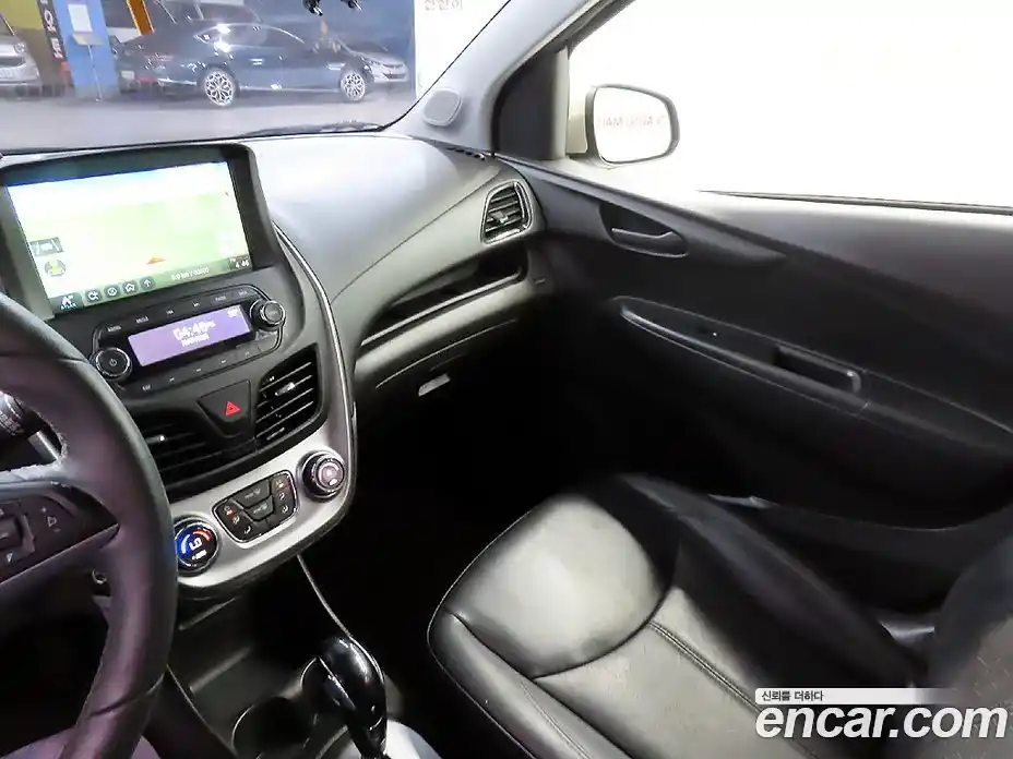 Chevrolet Spark 2016 1.0 Автомат в Москве № 104975, фото 11