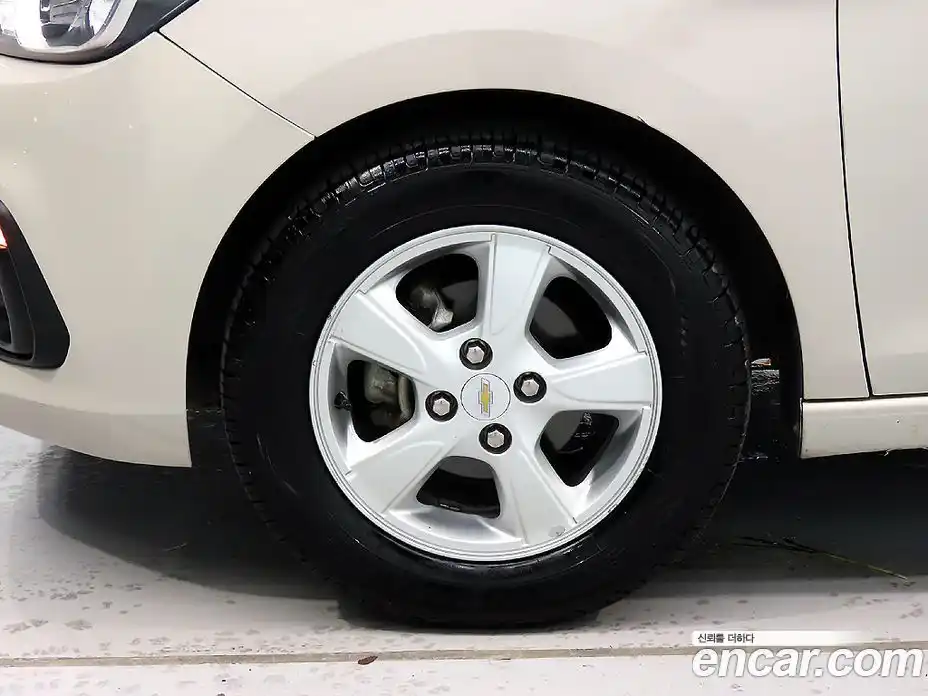 Chevrolet Spark 2016 1.0 Автомат в Москве № 104975, фото 6