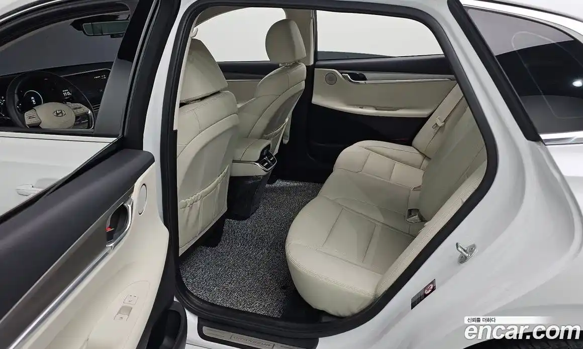 Hyundai Grandeur 2022 2.4 Автомат в Москве № 109662, фото 14