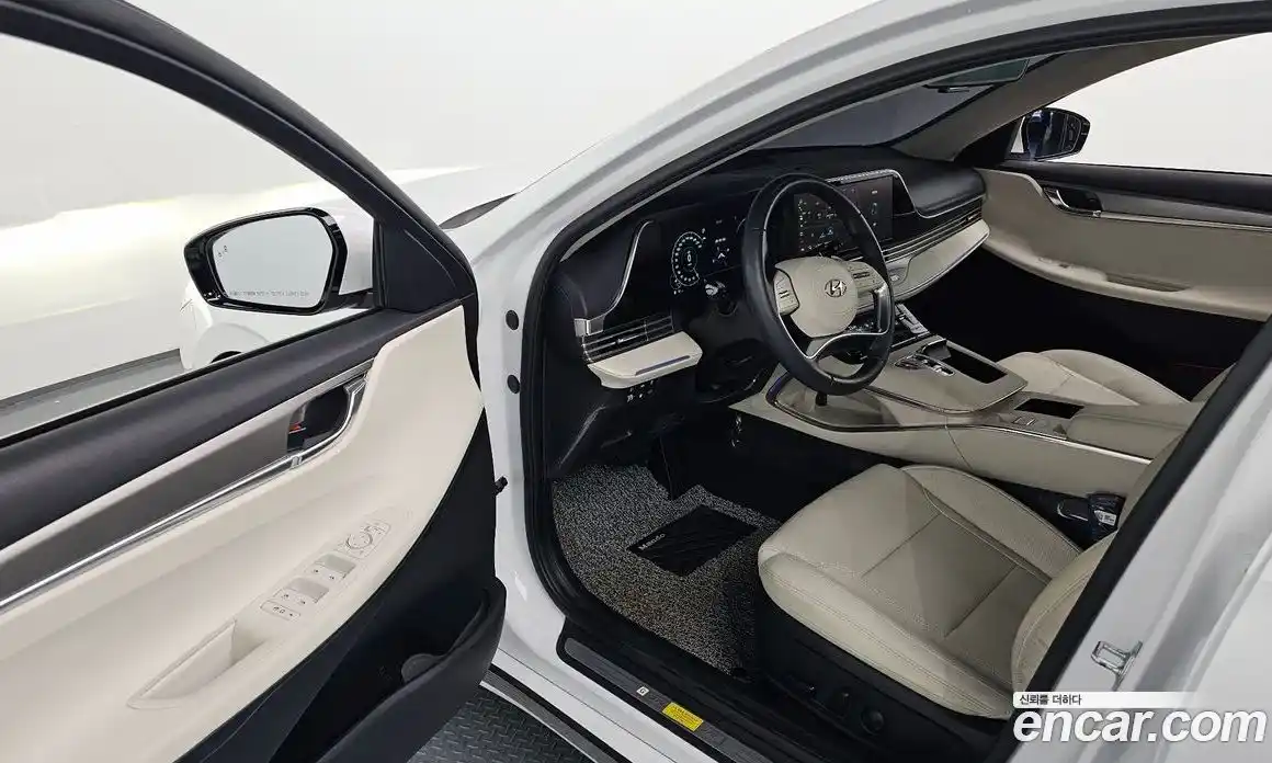 Hyundai Grandeur 2022 2.4 Автомат в Москве № 109662, фото 16