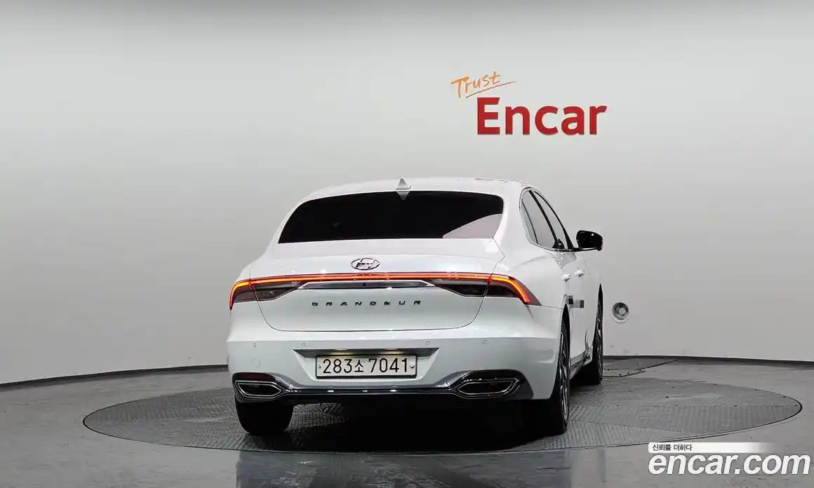 Hyundai Grandeur 2022 2.4 Автомат в Москве № 109662, фото 19