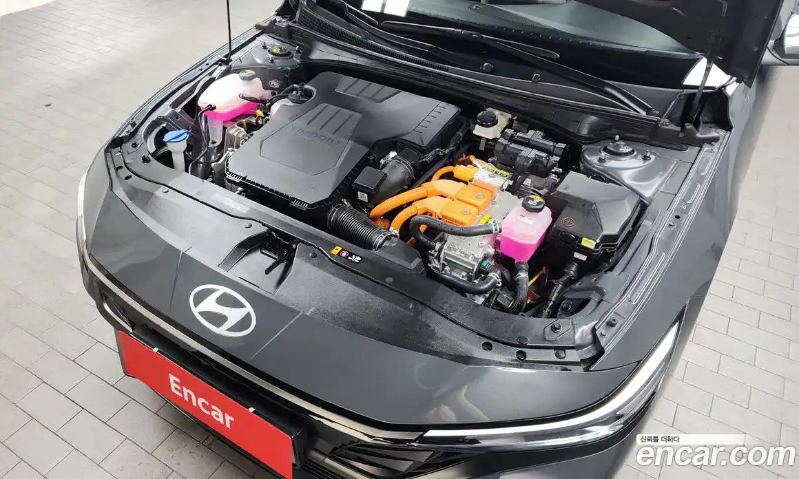 Hyundai Avante 2024 1.6 Автомат в Москве № 110228, фото 7