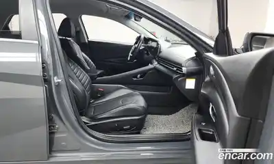 Hyundai Avante 2024 1.6 Автомат в Москве № 110228, миниатюра 9