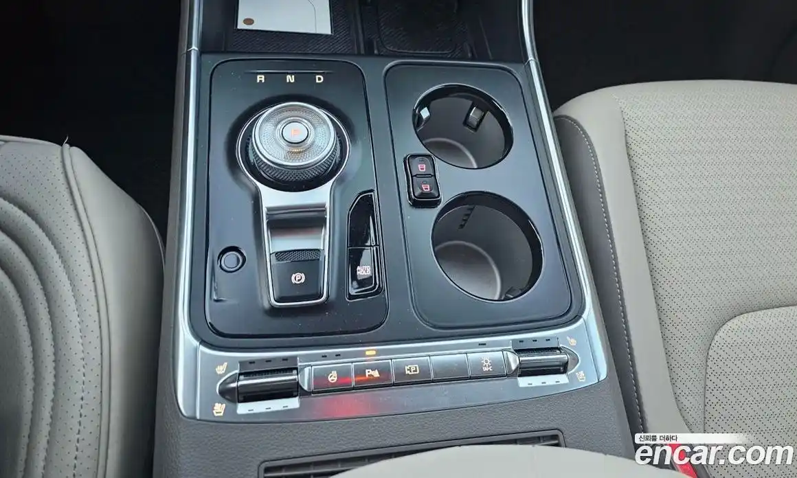 Kia Canival 2025 3.5 Автомат в Москве № 114926, фото 9