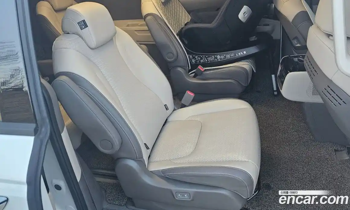 Kia Canival 2025 3.5 Автомат в Москве № 114926, фото 10