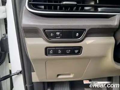 Kia Canival 2025 1.6 Автомат в Москве № 115741, миниатюра 10