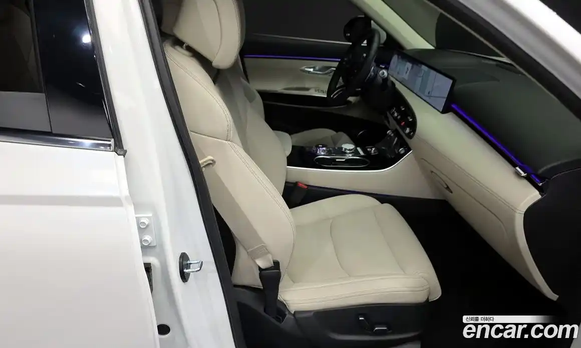 Genesis GV70 2025 2.5 Автомат в Москве № 115942, фото 19