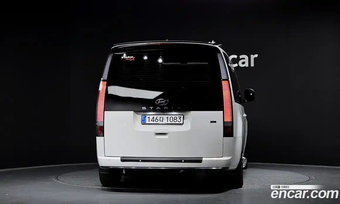 Hyundai Staria 2024 3.5 Автомат в Москве № 116477, фото 4