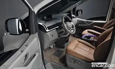 Hyundai Staria 2024 3.5 Автомат в Москве № 116477, миниатюра 5