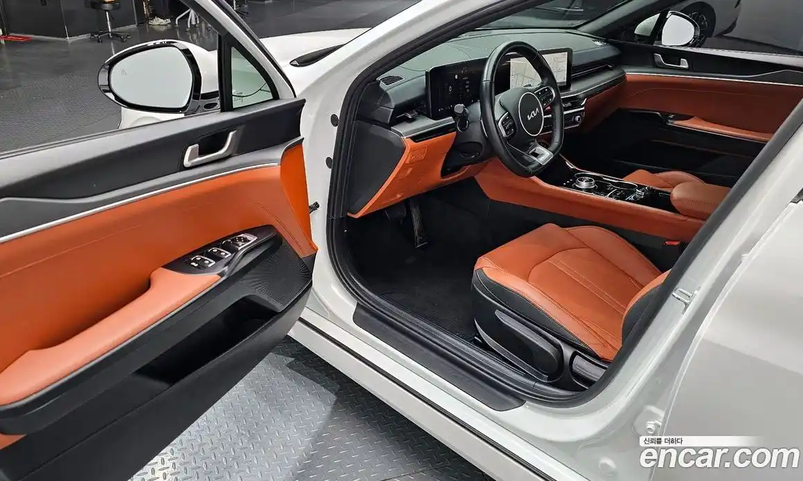 Kia K5 2024 1.6 Автомат в Москве № 121281, фото 13